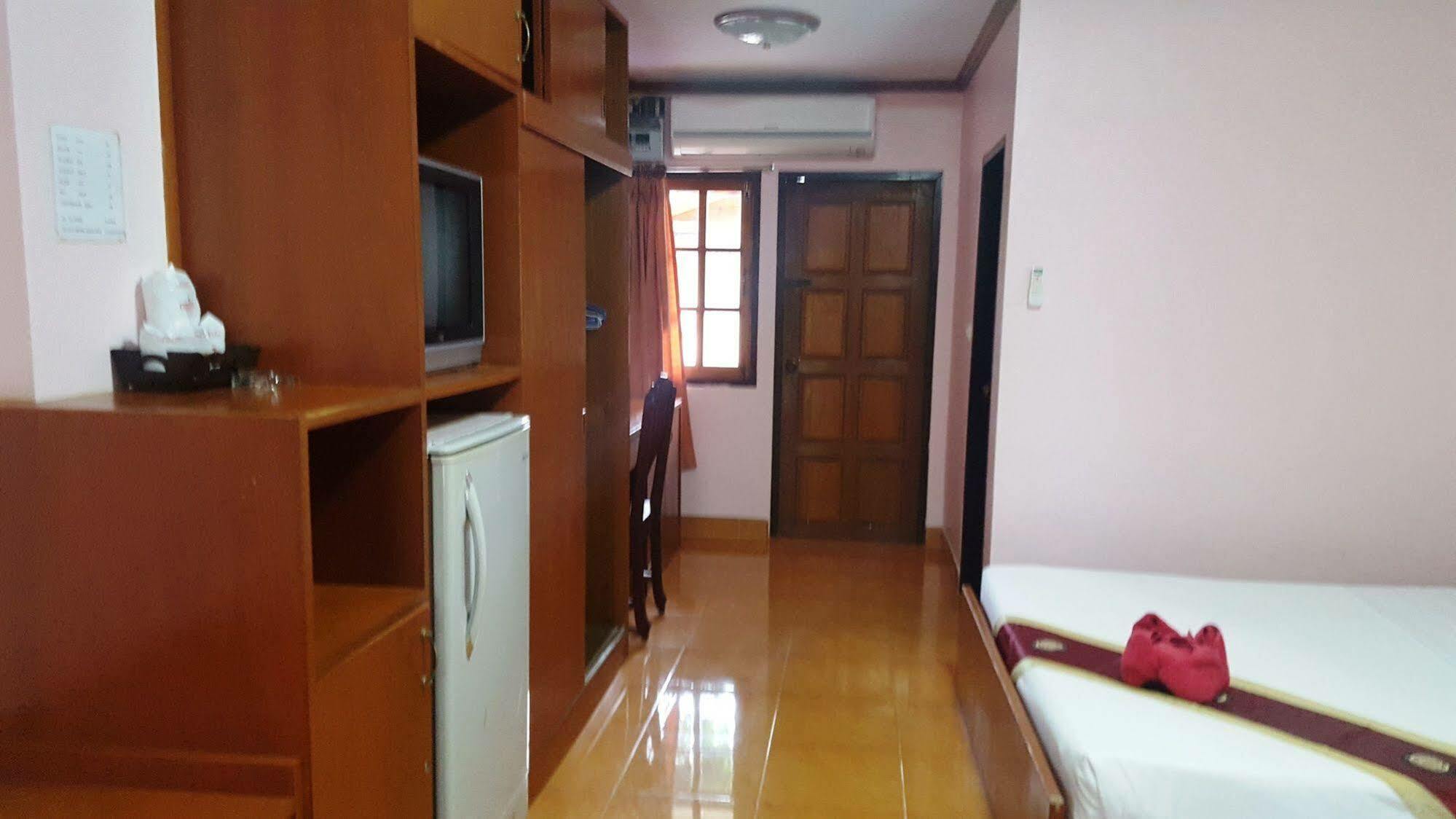 Coconut House Chaweng Hotel Koh Samui Exterior photo