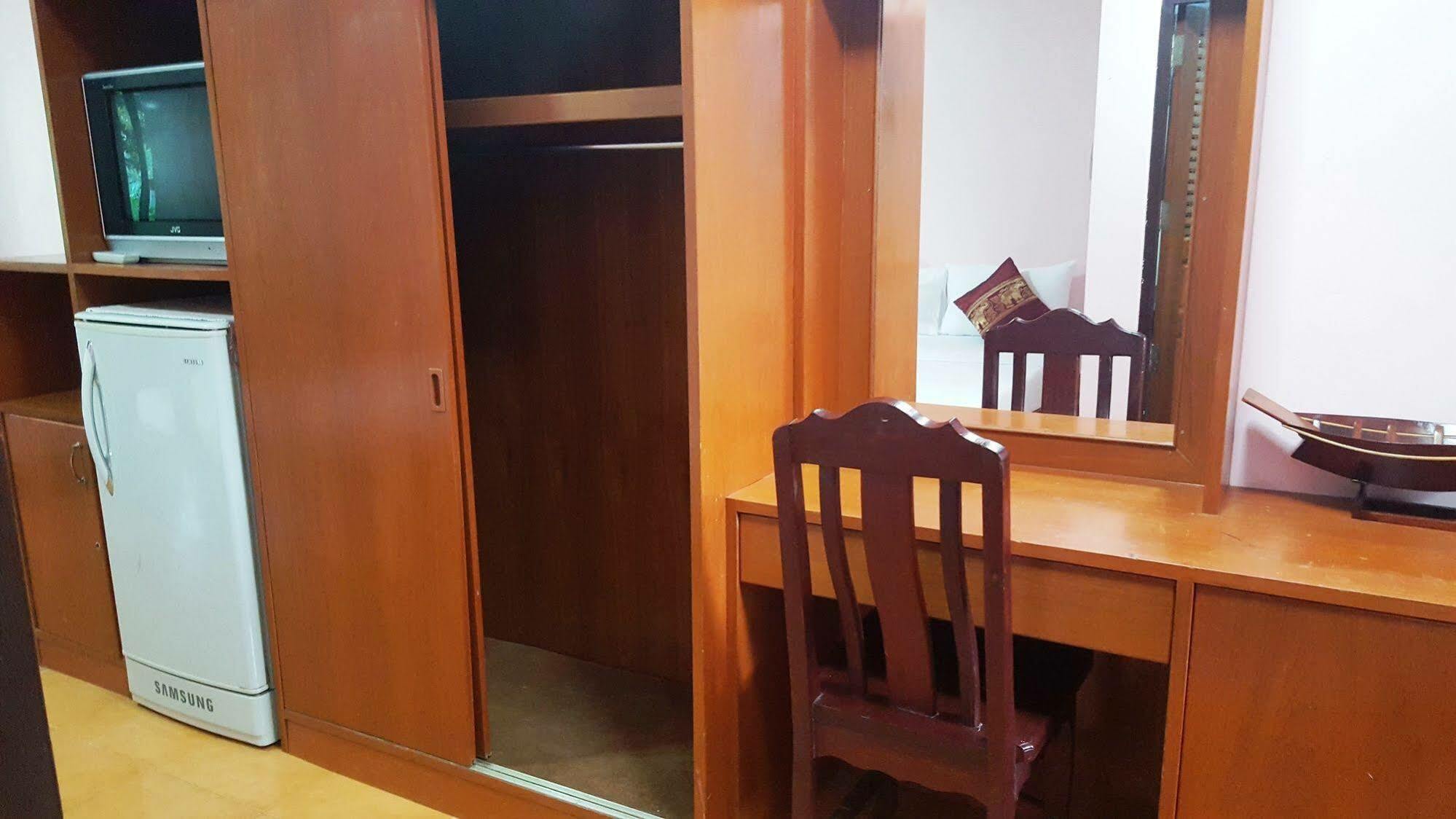Coconut House Chaweng Hotel Koh Samui Exterior photo